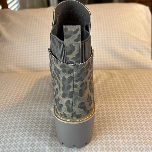 Corky’s Leopard Print Ankle Boots - Picture 3 of 5